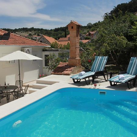 Holiday House Pine Tree Nerezisca Εξωτερικό φωτογραφία