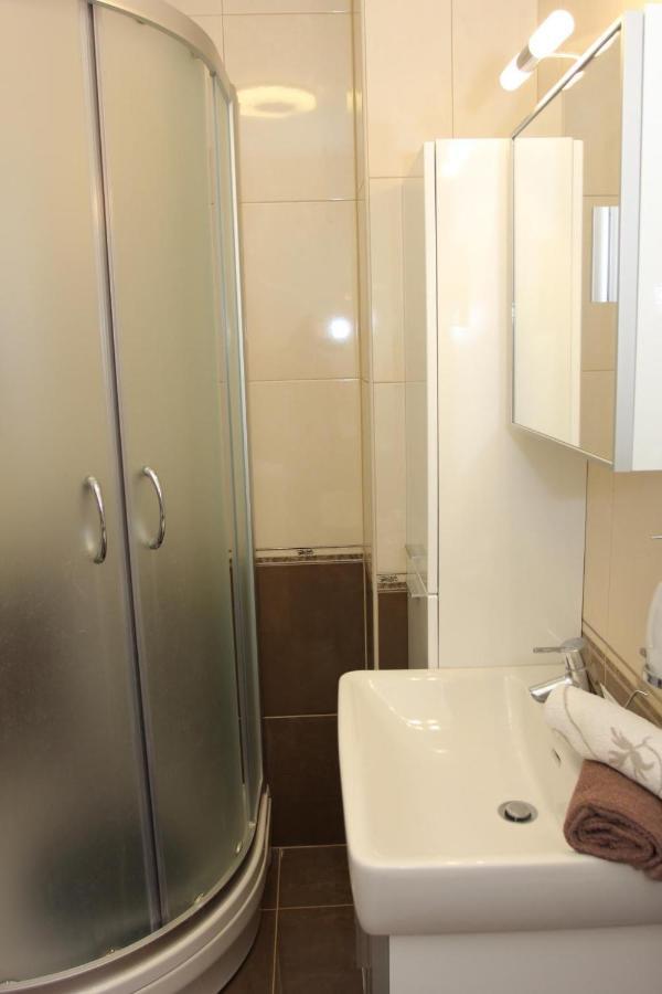 Holiday House Pine Tree Nerezisca Εξωτερικό φωτογραφία
