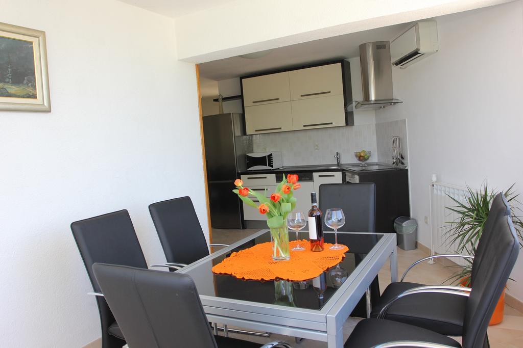 Holiday House Pine Tree Nerezisca Εξωτερικό φωτογραφία