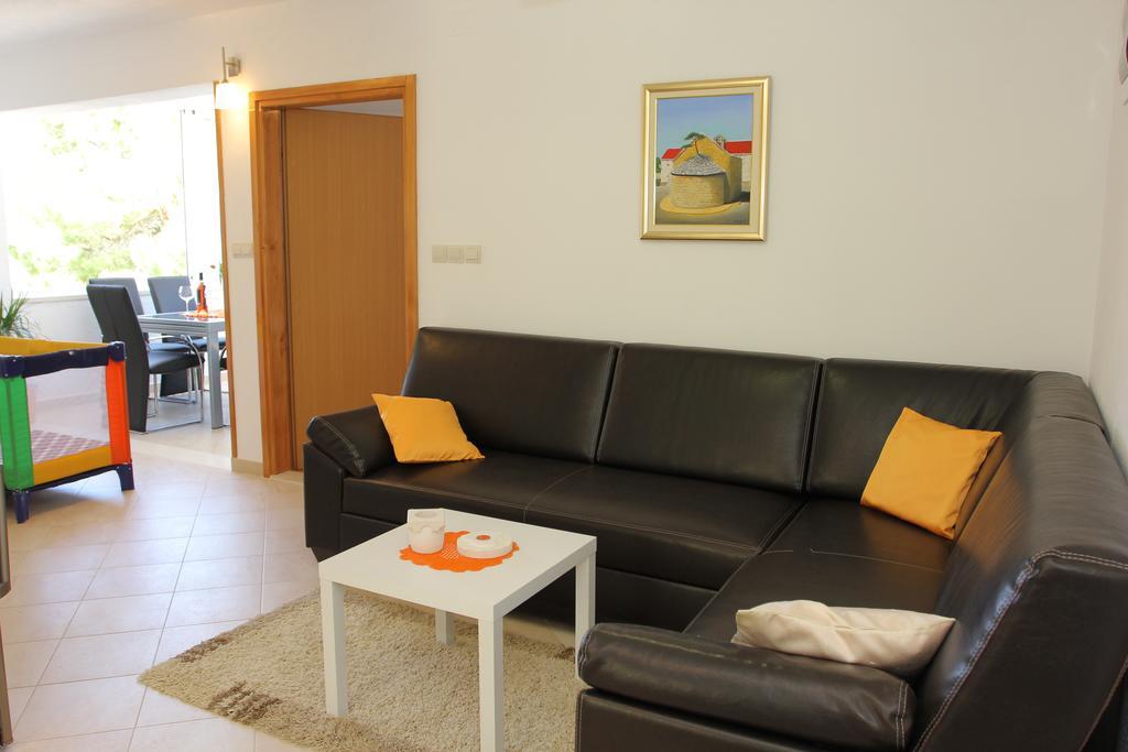 Holiday House Pine Tree Nerezisca Εξωτερικό φωτογραφία