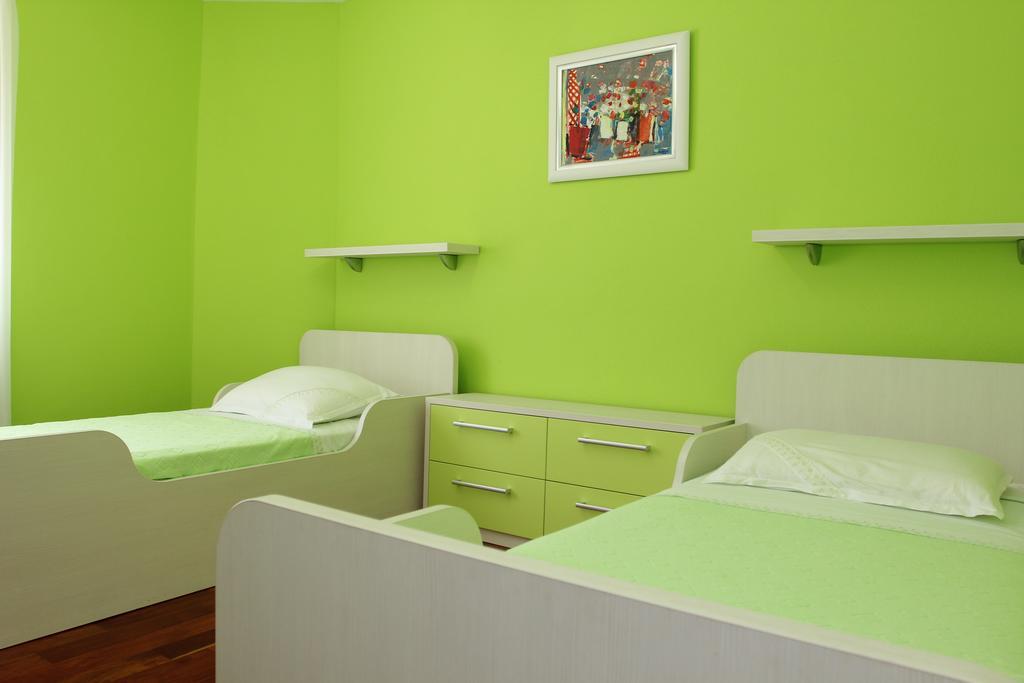 Holiday House Pine Tree Nerezisca Εξωτερικό φωτογραφία