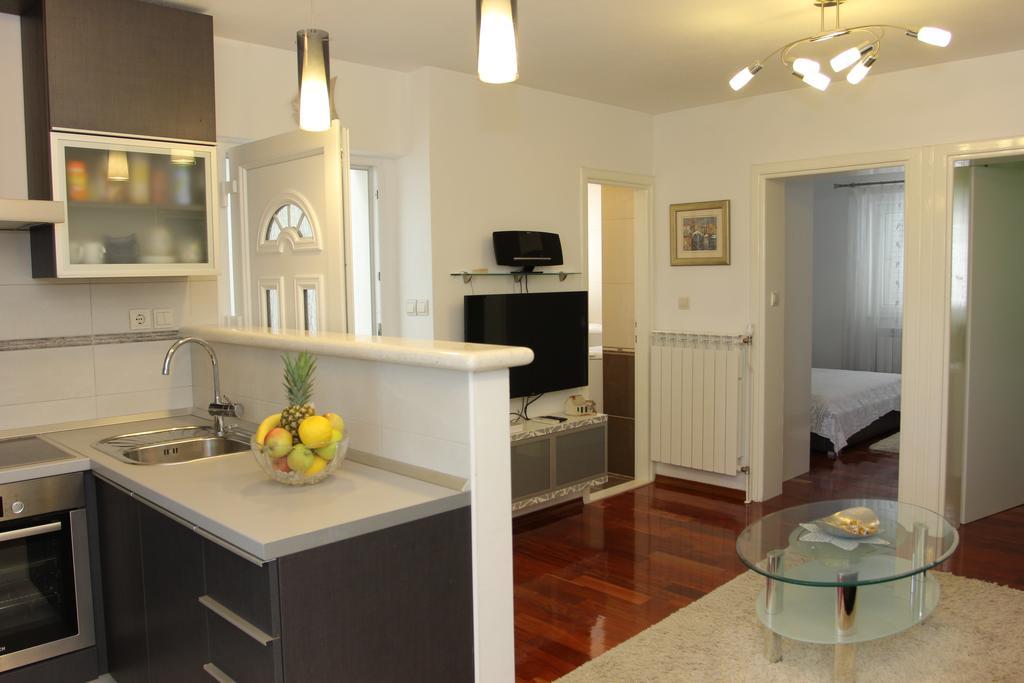 Holiday House Pine Tree Nerezisca Εξωτερικό φωτογραφία